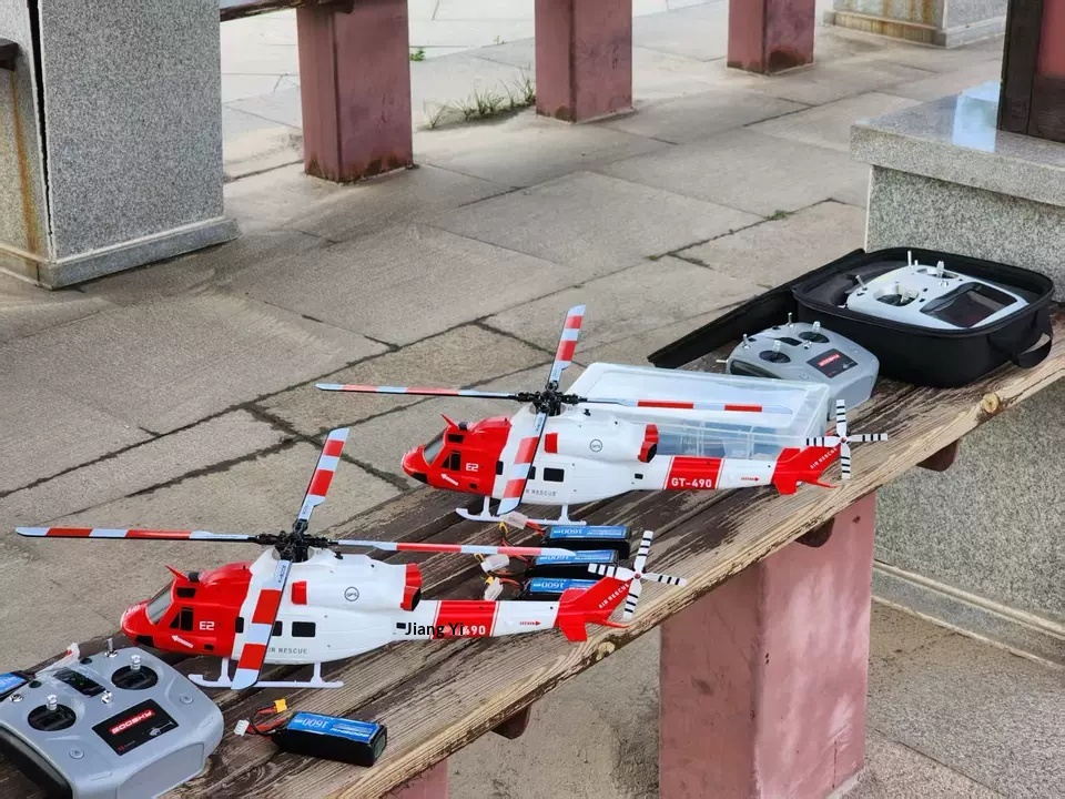 GOOSKY RCヘリコプター UH-1Y ベノム・ヘイ E - Rc Hobby Experts のレビューと価格